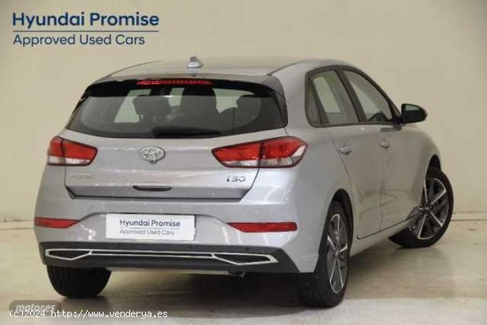 Hyundai i30 1.5 DPI Klass SLX 110 de 2023 con 25.951 Km por 19.200 EUR. en Alicante