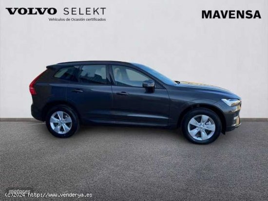 Volvo XC 60 XC60 Essential, B4 (diesel), Diesel de 2022 con 111 Km por 44.900 EUR. en Badajoz