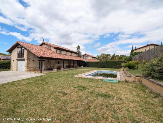 Casa en Iratxe (Ayegui) - NAVARRA