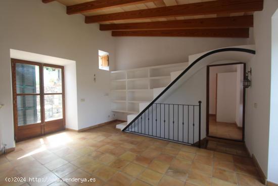 CHALET UNIFAMILIAR EN ESPORLES - OPORTUNIDAD - BALEARES