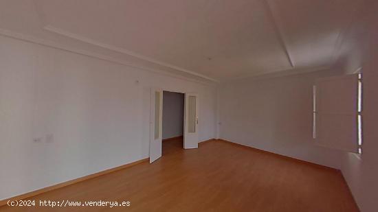 Piso en venta en Elche/elx, Alicante (Inmueble alquilado) - ALICANTE