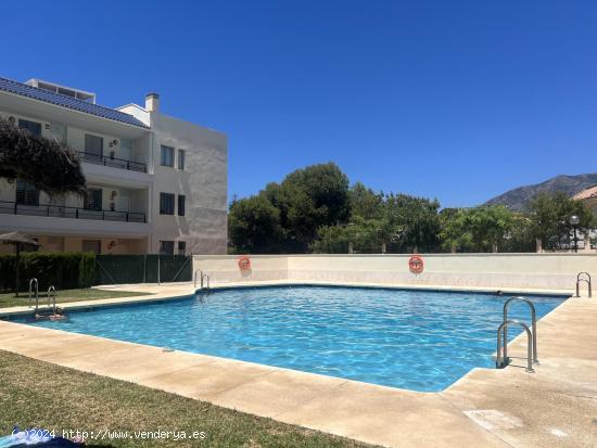 APARTAMENTO VISTAS AL MAR DOS DORMITORIOS TORREBLANCA. PISCINA Y GARAGE - MALAGA