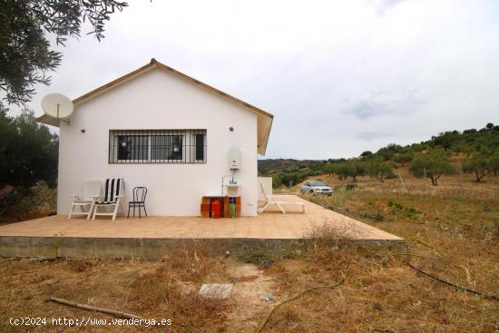 Casa de apero situada en Tolox a (55,4 km) de Málaga por A-357 - MALAGA