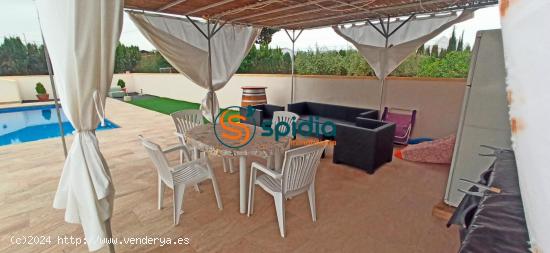 Casa de campo con 4 habitaciones y 2 baños con piscina en Esparragal, Puerto Lumbreras, Murcia - MU