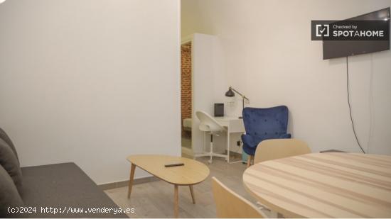 Se alquila piso de 1 dormitorio en Huertas - Cortes - MADRID