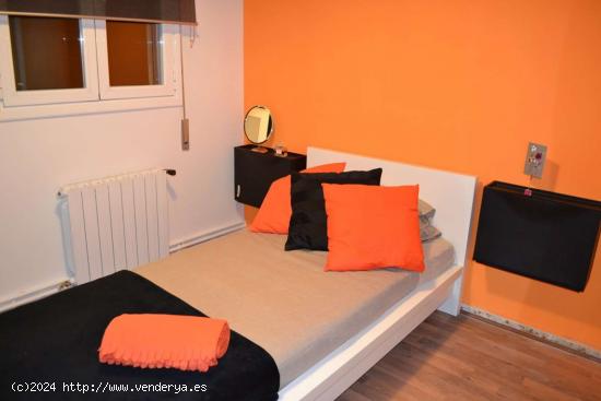 Habitaciones en alquiler en apartamento de 4 dormitorios en Madrid! - MADRID