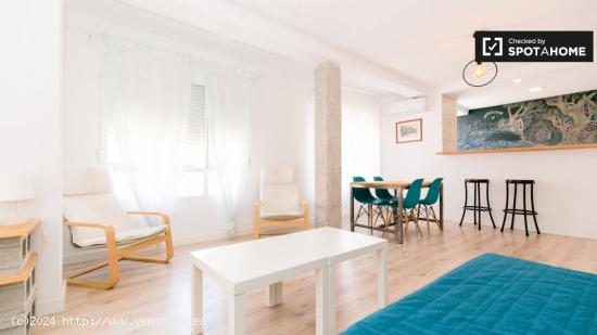 Moderno y encantador apartamento en alquiler en San Anton - GRANADA