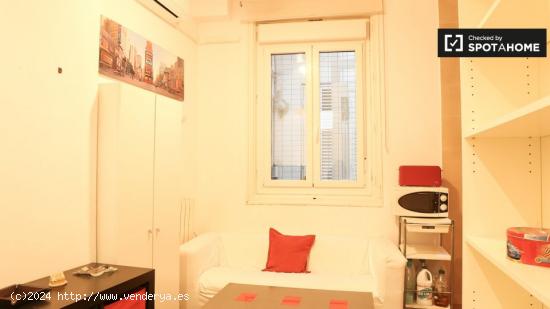 Apartamento de 2 dormitorios con aire acondicionado en alquiler en Centro - MADRID