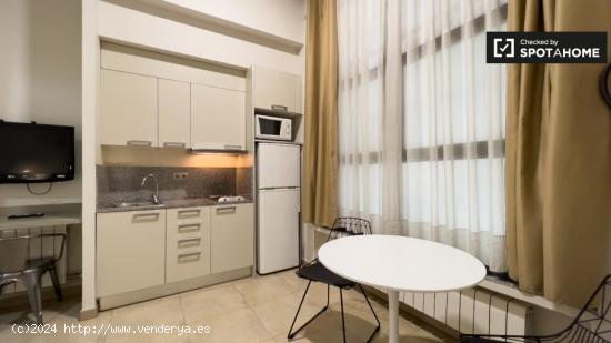 Apartamento estudio en alquiler en Sants - BARCELONA