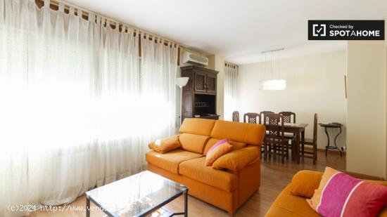 Moderno apartamento de 2 dormitorios con amplia terraza en alquiler en Ciudad Lineal - MADRID