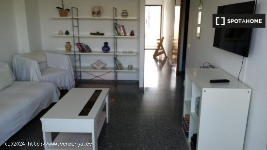 Piso de 3 dormitorios en alquiler en Garbinet, Alicante - ALICANTE