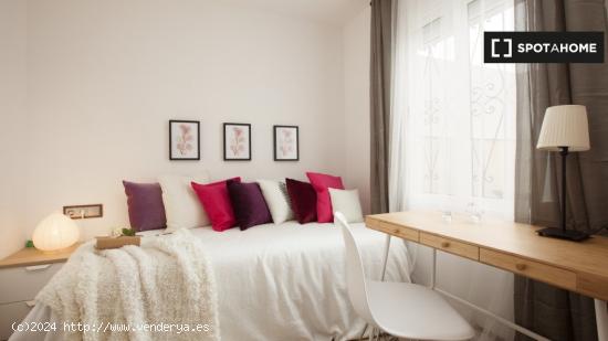 Habitación en piso compartido en L'Hospitalet de Llobregat. - BARCELONA