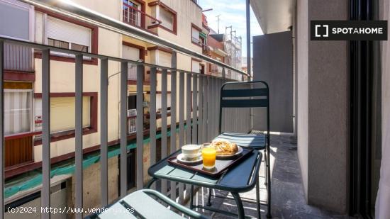Apartamento entero de 2 dormitorios en L'Hospitalet de Llobregat. - BARCELONA