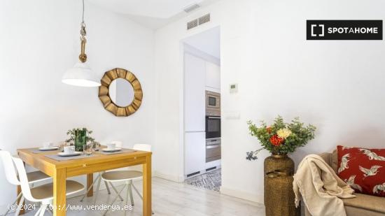 Encantador apartamento de 1 dormitorio en alquiler en el centro de Granada - GRANADA