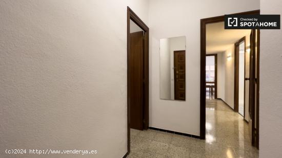 Apartamento de 3 dormitorios en alquiler en L'Hospitalet De Llobregat - BARCELONA