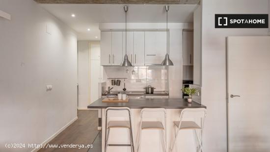 Apartamento de 3 dormitorios en alquiler en Cuatro Caminos, Madrid - MADRID