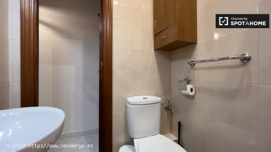 Piso de 1 dormitorio con aire acondicionado en Sagrada Familia, Barceolna, ideal para estudiantes y 