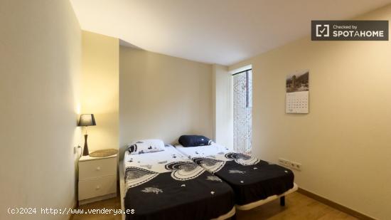 Apartamento de 2 dormitorios en alquiler en Ciutat Vella - BARCELONA