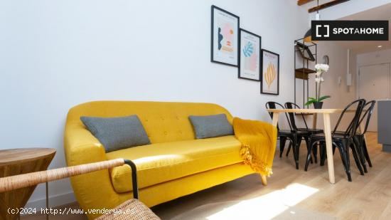 Apartamento de 2 dormitorios en alquiler en El Raval - BARCELONA