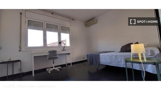 Alquiler de habitaciones en piso de 6 dormitorios en Les Corts, Barcelona - BARCELONA