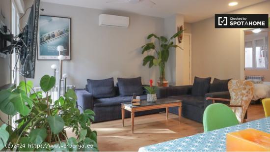 Apartamento de 2 dormitorios en alquiler en Madrid - MADRID