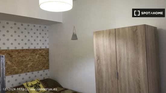 Habitación en piso compartido en Vigo - PONTEVEDRA