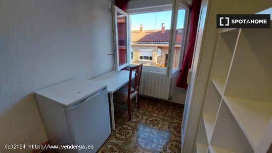 Habitación en piso compartido en Delicias, Zaragoza - ZARAGOZA