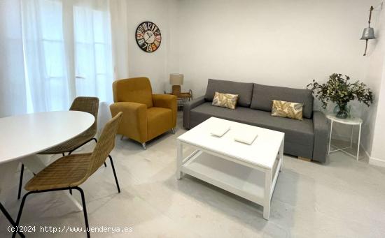  Apartamento de 2 dormitorios en alquiler en Puerto De Santa Maria - CADIZ 