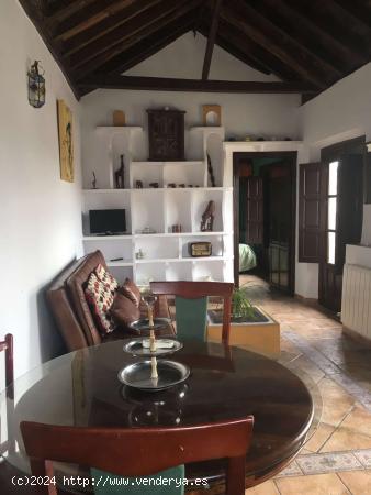  Apartamento entero de 1 dormitorio en Granada - GRANADA 