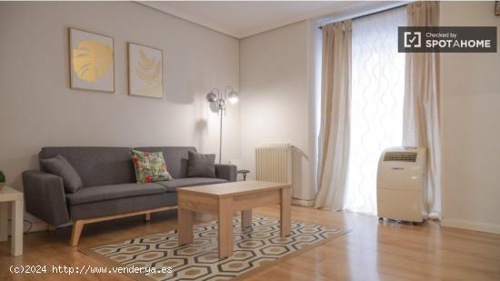 Apartamento de 2 dormitorios en alquiler en Madrid - MADRID