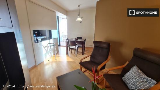 Apartamento entero de 2 dormitorios en Barcelona. - BARCELONA