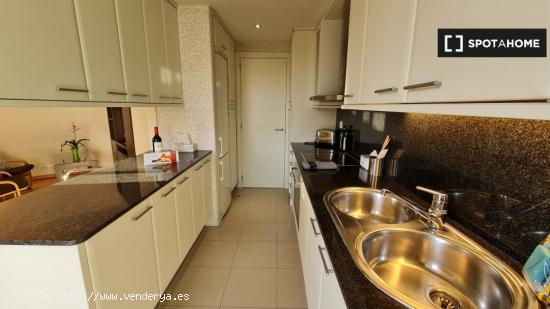 Apartamento entero de 2 dormitorios en Barcelona. - BARCELONA