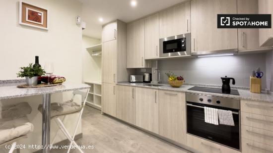 Apartamento de 2 dormitorios en alquiler en La Barceloneta - BARCELONA