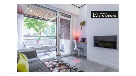 Elegante apartamento estudio con hermosa terraza en alquiler en Chamartín - MADRID