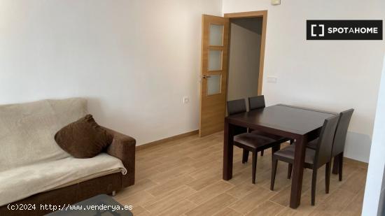 Apartamento de 3 dormitorios en alquiler en Sabadell. - BARCELONA