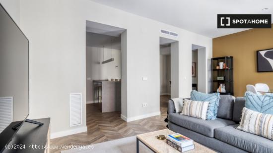 Apartamento de 2 dormitorios en alquiler en Madrid - MADRID