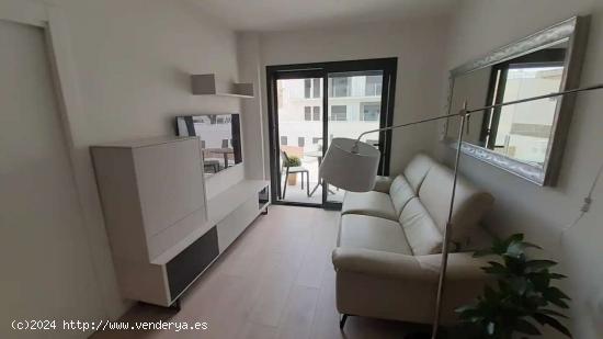  Piso de 2 habitaciones en alquiler a profesionales en Vilanova I La Geltrú - BARCELONA 