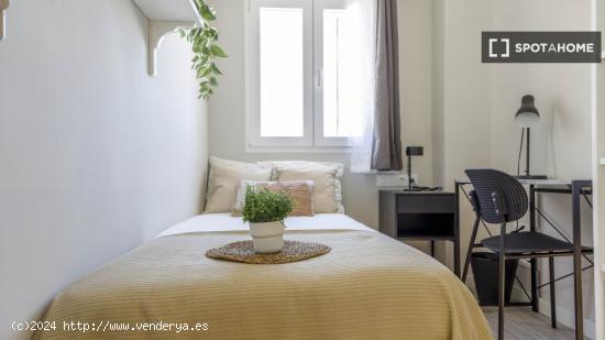 Habitación en piso compartido en valència - VALENCIA