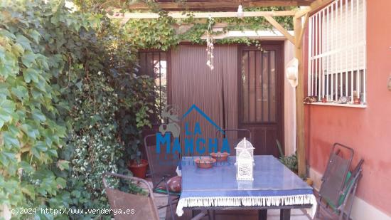 REF: C340 INMOBILIARIA LA MANCHA VENDE CHALET ADOSADO EN LA FELIPA - ALBACETE