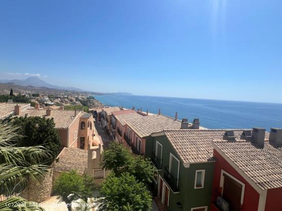 Adosado en Pueblo Acantilado - El Campello - ALICANTE