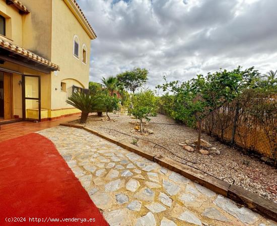 CASA  INDEPENDIENTE EN URB.HACIENDA DEL ÁLAMO/ÁLAMO GOLF - MURCIA