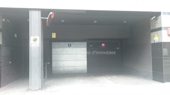  garaje cerrado en alquiler  en Barcelona - Barcelona 