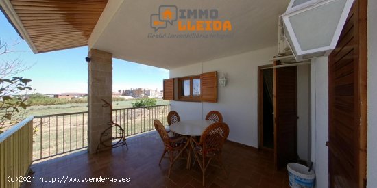 Unifamiliar aislada en venta  en Borges Blanques, Les - Lleida