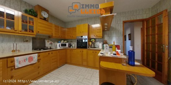 Unifamiliar aislada en venta  en Borges Blanques, Les - Lleida