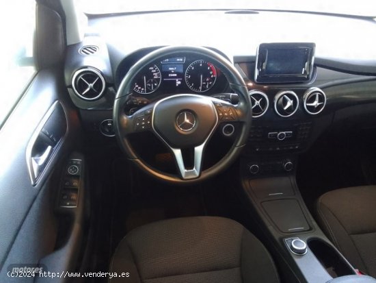 Mercedes Clase B B 180 d de 2014 con 23.000 Km por 18.500 EUR. en Murcia