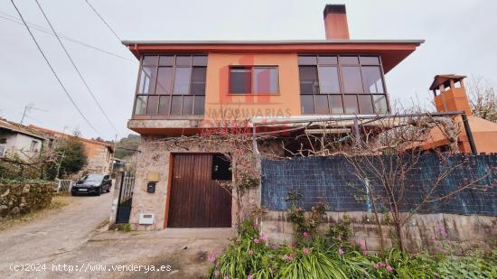 VIVIENDA UNIFAMILIAR CON PARCELA EN VILAR DE ASTRÉS - ORENSE