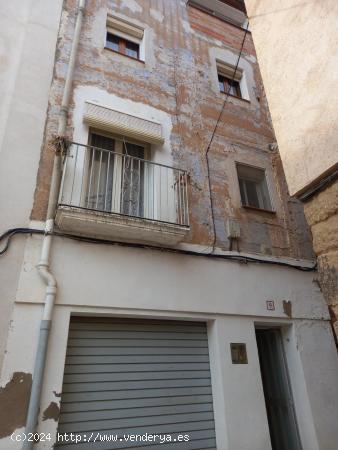  OPORTUNIDAD CASA DE PUEBLO PARA ENTRAR A VIVIR EN ASCO - TARRAGONA 