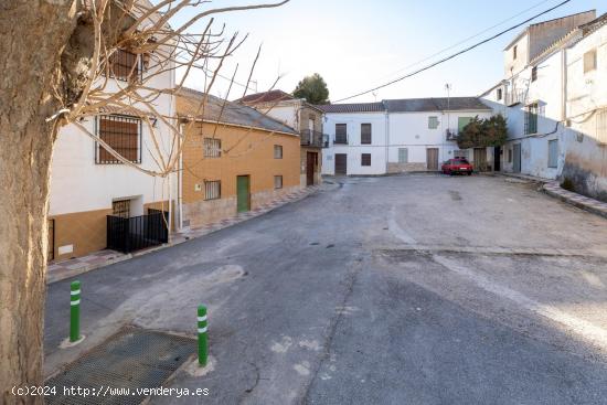  ¡Tu Futuro Comienza Aquí! Casa en Ventas de Huelma para Reformar  - GRANADA