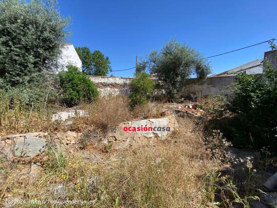 AMPLIA CASA PARA REFORMAR EN LA ZONA DE PEÑARROYA - CORDOBA