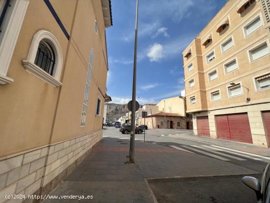 Piso muy amplio  en Orihuela, zona Barrio de la Ocarasa. - ALICANTE